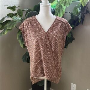 Max Studio Brown Patterned V-Neck Blouse